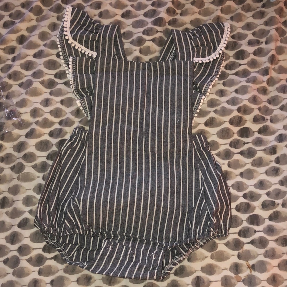 NWT Adorable stripe/Pom Pom romper!